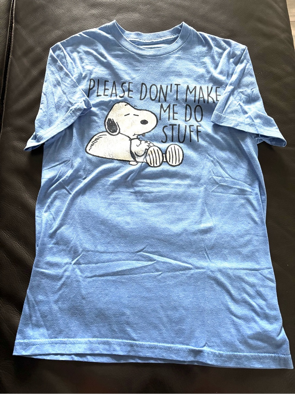 Men’s Peanuts Snoopy Graphic T-Shirt Size S 🦩🦩